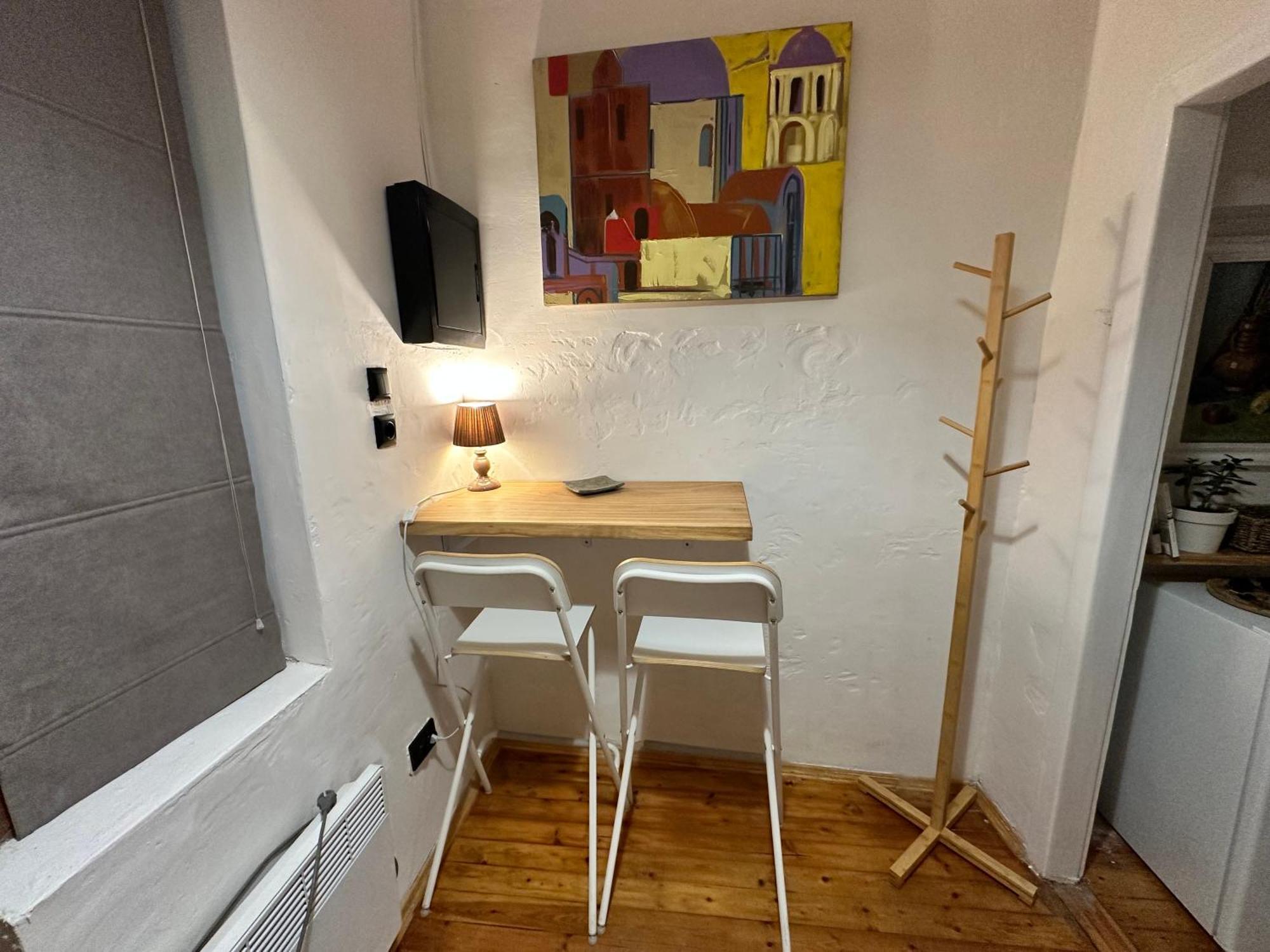Art Apartment On Kylisha Str ลวีฟ ภายนอก รูปภาพ